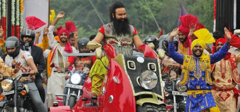 Gurmeet Ram Rahim Singh tecavüzden suçlu bulundu!