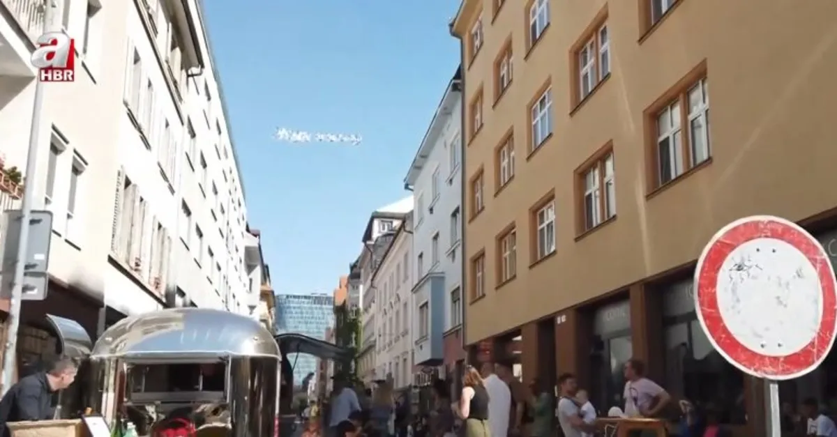 Slovakya'da yayalara 6 KM hız sınırı