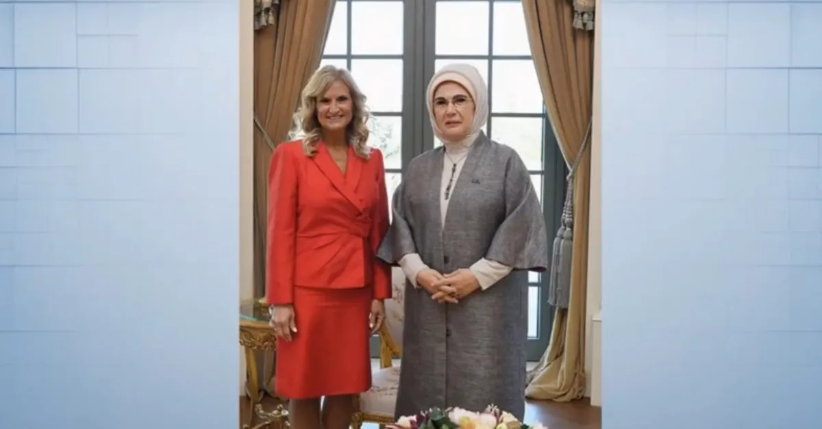 Emine Erdoğan, Cheryl Flake ile görüştü