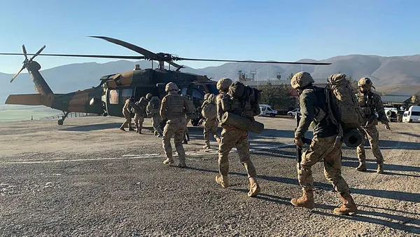 Türk Silahlı Kuvvetleri yeni komando birlikleriyle gövde gösterisi yaptı - 5
