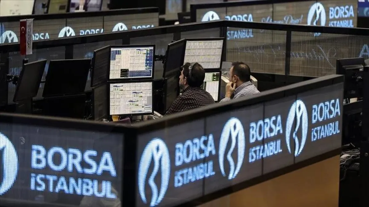 Piyasaları neler bekliyor? Uzmanlardan kritik uyarı: Panik satışı yok | BIST 100 endeksi 10 bin puan barajını geçecek mi?