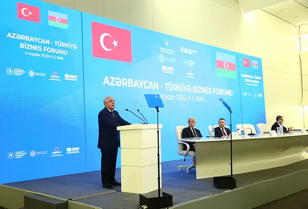 Azerbaycan Başbakanı Ali Esedov: Türkiye ile aramızda dünyada görülmemiş dostluk var