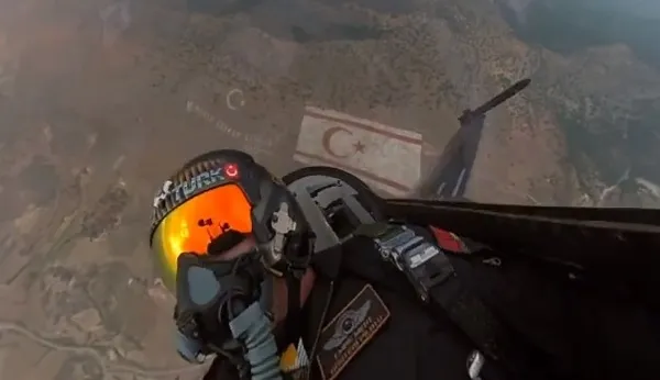 Türkiye’den Yunanistan’a ‘SOLOTÜRK’lü yanıt: Selam olsun Beşparmak Dağlarındaki Ay Yıldız’a...🇹🇷