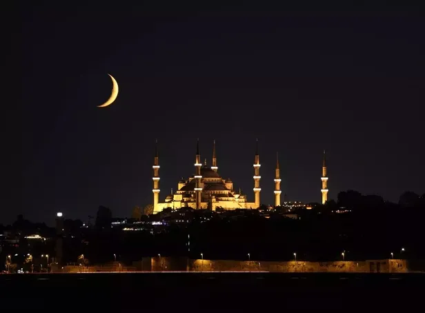 Ramazan’a Veda: Son Teravih Ne Zaman? Arefe Günü Teravih Namazı Kılınacak Mı?