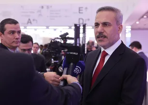 Bakan Fidan'dan Davos'ta Suriye mesajı: Bütünlükleri bizler için çok önemli