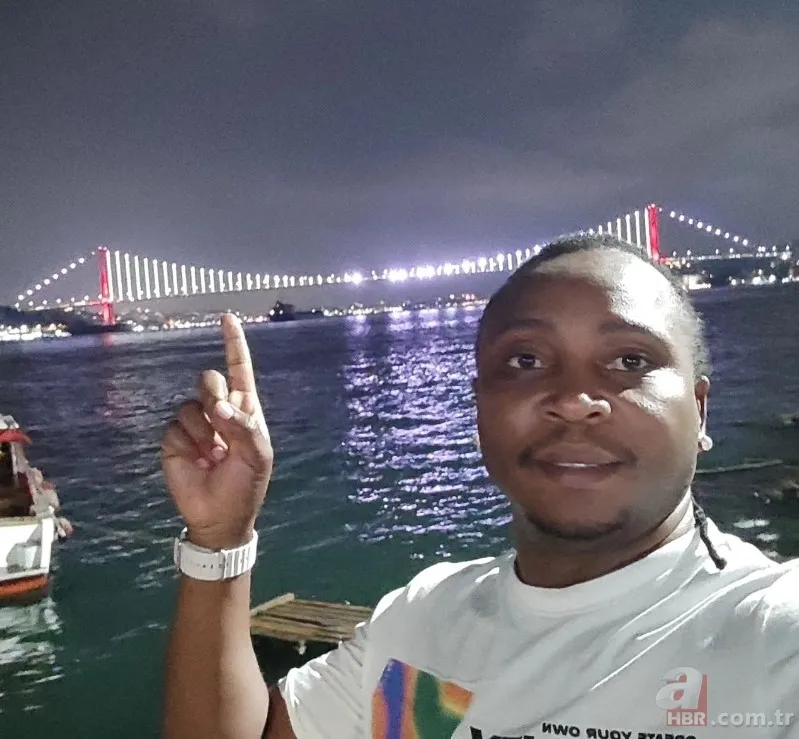 Akasya Durağı'nın Obayana'sını gören tanıyamıyor! Kenyalı oyuncu Max Bendo'nun son hali... 6