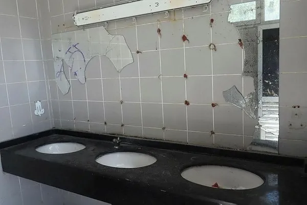 Botanik park kaderine terk edildi! Vatandaş isyan etti: CHP belediyeciliğine yakışan bu mu?