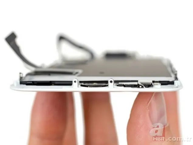 iPhone 8'in içini açtılar! 10