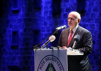 "Che denen eşkıya benim liseli gencimin yakasında olamaz"