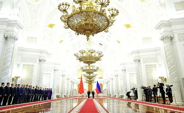 Putin’den Çin açıklaması: Ulusal para birimini...