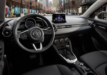 Toyota Yaris Hybrid atakta