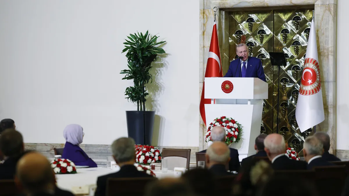 Başkan Erdoğan: Savaş yerine sulhü savunuyoruz