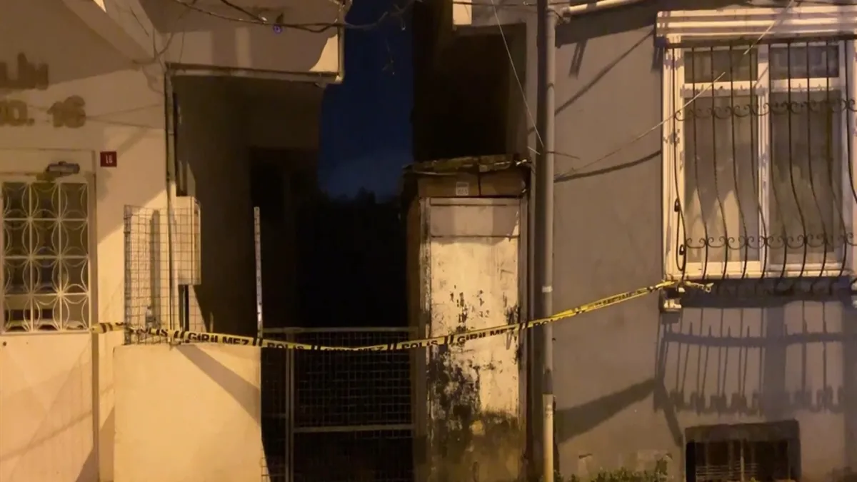 Sarıyer'de toprak kayması! 6 bina tahliye edildi