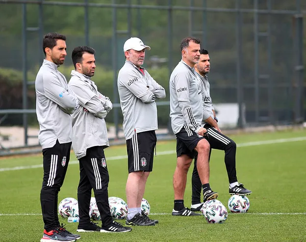 Süper Lig’de düğüm çözülüyor! Kritik cumartesi geldi!