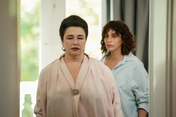 Bir Küçük Gün Işığı dizisinin konusu ne, nerede çekiliyor? Bir Küçük Gün Işığı oyuncuları kimler? - 3