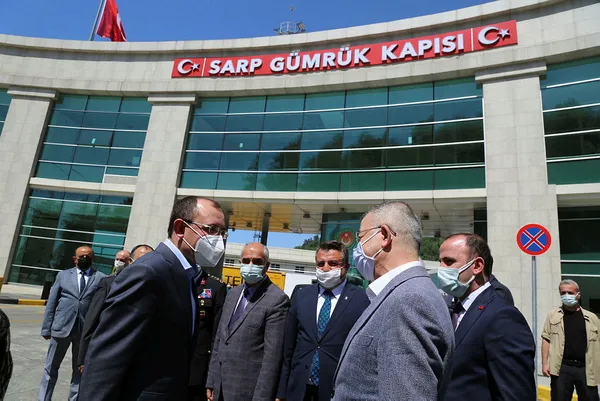 Ticaret Bakanı Mehmet Muş Sarp Sınır Kapısı’nda incelemelerde bulundu: 2022 ve 2023’e doğru...