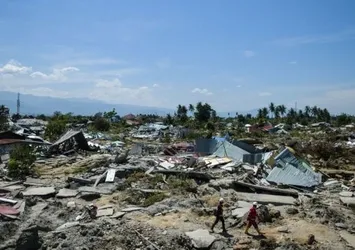 Endonezya'da 6,5 büyüklüğünde deprem