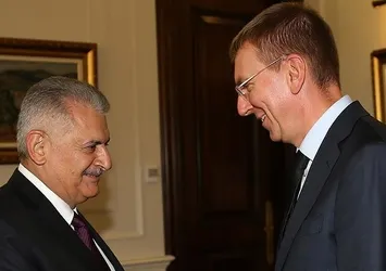 Yıldırım Danimarka Dışişleri Bakanı Jensen'i kabul etti