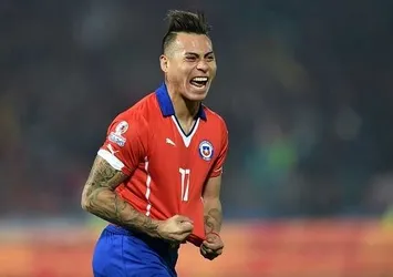 Galatasaray'da Vargas bombası
