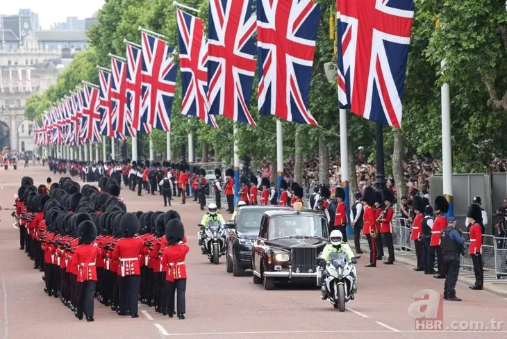 İngiltere’de Kraliçe 2. Elizabeth’in “Platin Jübilesi” kutlamaları başladı! Tam 70 yıl