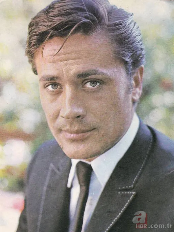 Cüneyt Arkın'ın cenazesinde tepki çeken hareket: "Burası manzara değil" 12