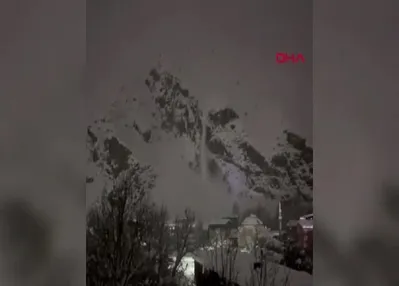 Van’da çığ düşmesi! O anlar ortaya çıktı