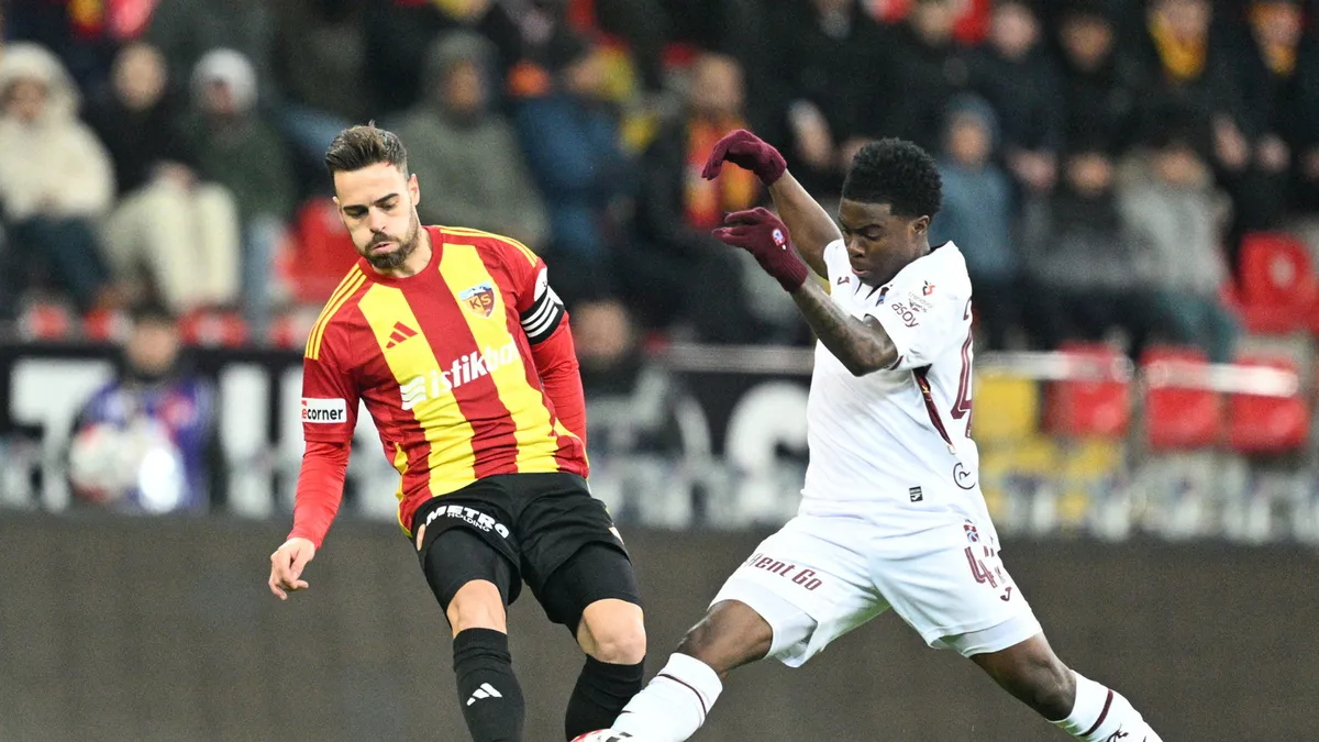 Fırtına deplasmanda doludizgin! Trabzonspor 3 puanı 3 golle aldı