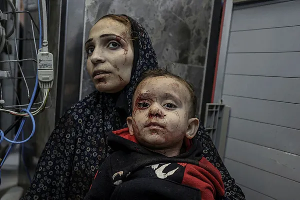 İsrail Gazze’deki El-Ehli Baptist Hastanesi’ni vurdu! 500’den fazla can kaybı...