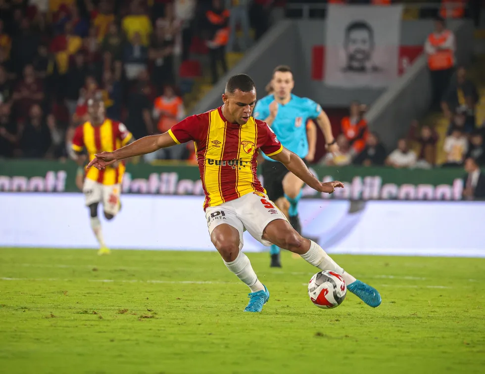 Göztepe’de 15 milyon euroluk ayrılık! Juan Silva CSKA Moskova’ya gidiyor: Sarı-kırmızılılara rekor transfer geliri - 3
