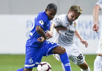 Fenerbahçe sol kanadı kapattı!