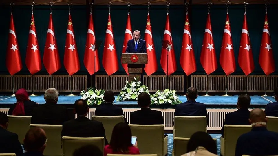 Kabine toplantısı son dakika: Kafe, restoran, kıraathaneler açıldı mı? Kafe ve restoranlar hangi saatlerde açık olacak? İşte detaylar...
