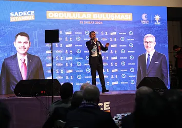 Murat Kurum'dan İstanbul'un çilesi İmamoğlu'na salvo: Sırtını Kandil'e dayayanların değil, millete dayayanların dönemi başlıyor
