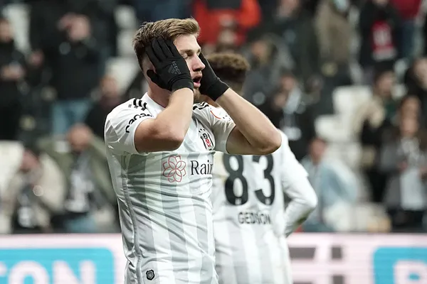 Beşiktaş'ın altın çocuğu Semih Kılıçsoy - 2