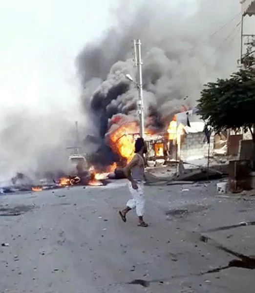 Afrin'de bomba yüklü yakıt tankeri patladı - 1