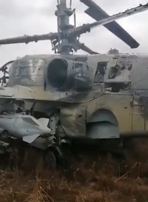 rusya-ukrayna-savasi-5-gununde-rus-tanklarinin-uzerinde-o-isaret-merak-uyandirdi-akillara-tek-bir-sey-geldi-1646052221840.jpg Rusya-Ukrayna savaşı 5. gününde: Rus tanklarının üzerinde o işaret merak uyandırdı! Akıllara tek bir şey geldi - 5