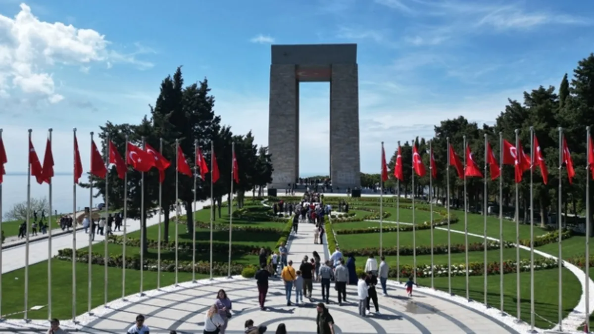 Tarihi Gelibolu Yarımadası'nda bayram yoğunluğu yaşandı