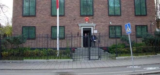 İsveç’te Türk Büyükelçiliğine boyalı saldırı