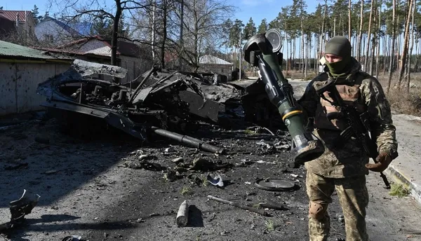 putin-imzaladi-ukraynada-olen-rus-askerlerinin-ailelerine-yardim-1672761407990.jpg Putin imzaladı: Ukrayna'da ölen Rus askerlerinin ailelerine verilecek para netleşti - 3