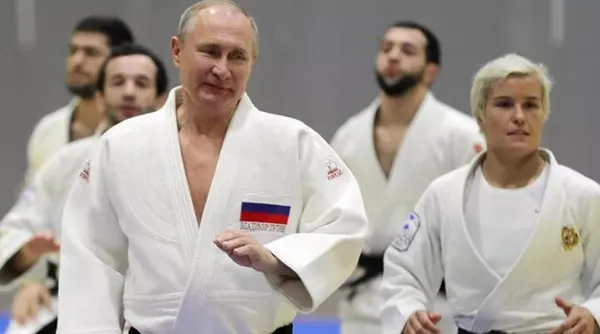 1647271818269.jpg Elon Musk'tan Vladimir Putin'e teke tek dövüş daveti! Ukrayna üzerine bahse girdiler - 3