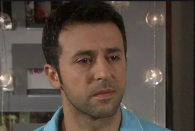atilgan-gumus-16-yillik-esinden-bosaniyor-1596267338000.jpeg Atılgan Gümüş 16 yıllık eşinden boşanıyor - 1