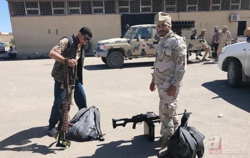 Libya karıştı! Vutye Hava Üssü vuruldu 10