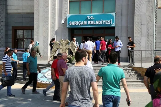 Adana'da belediyede rehine krizi - 1