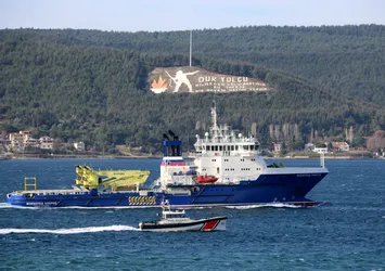 Çanakkale Boğazı'nda hareketli anlar!