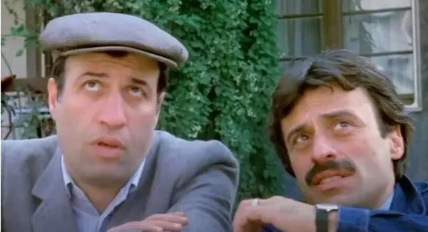 sevket-altugun-son-hali-gorenleri-sasirtti-sogun-sevket-datcada-bir-berberde-goruntulendi-hababam-sinifi-tokat-1664654980220.jpg Şevket Altuğ'un son hali görenleri şaşırttı! Şogun Şevket Datça'da bir berberde görüntülendi! Hababam Sınıfı Tokatçı ve Gülen Gözler'in efsanesi... - 7