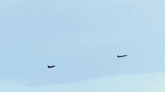 Kızılelma'dan F-16'ya tam isabetle atış! Kritik tesl tarihi başarı - 2