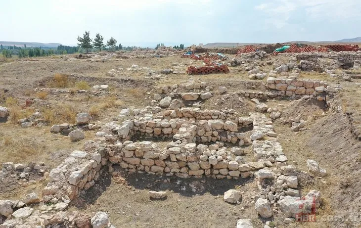 Tarihe ışık tutan 3800 yıllık Hitit kentinde kazı çalışmaları başladı