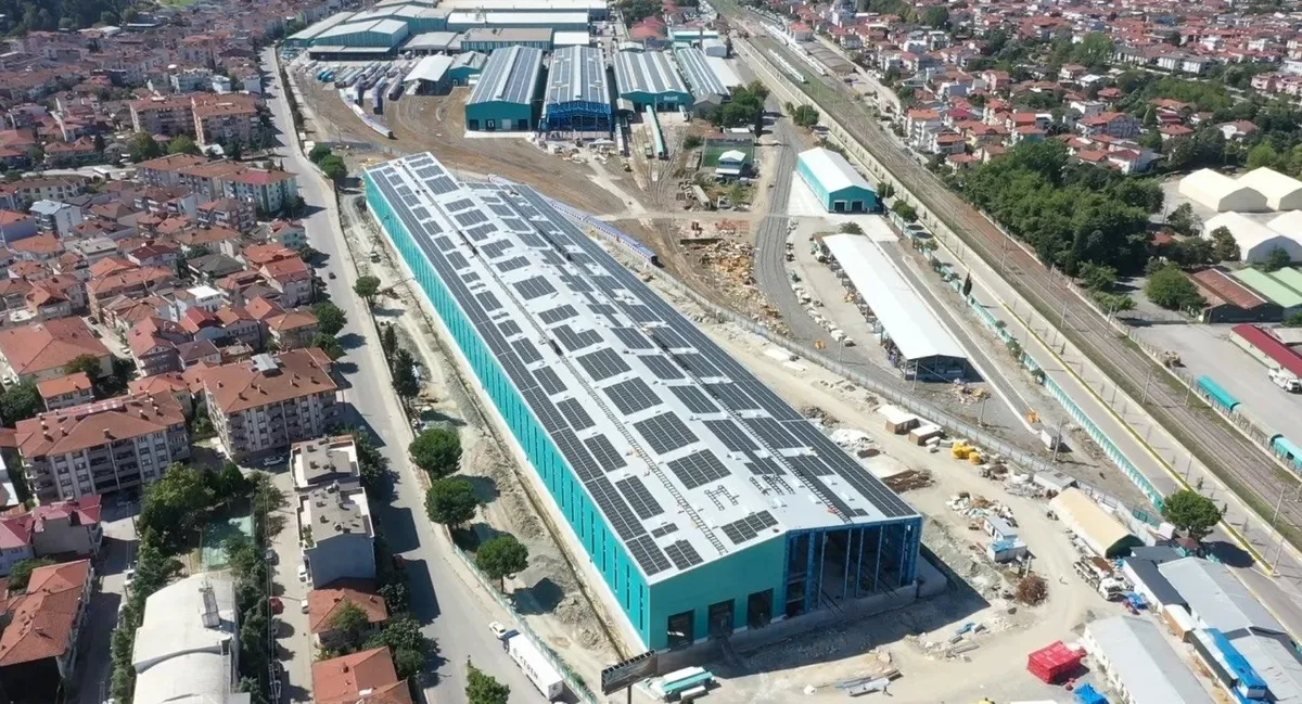 Milli Hızlı Tren’de seri üretim başladı! Bakan Uraloğlu: Toplam 14 set üretmeyi hedefliyoruz - 3
