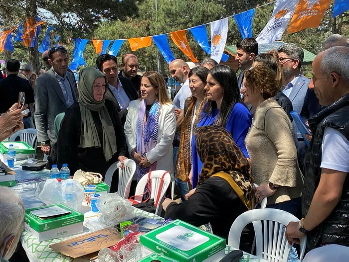 Başkan Erdoğan engelliler ve ailelerini yalnız bırakmadı: AK Parti her zaman yanınızda