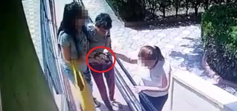 Hatay’da dehşete düşüren olay! Vicdansız anne engelli kızını ellerini iple bağlayıp götürmüş