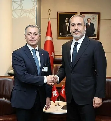 disisleri-bakani-hakan-fidandan-new-yorkta-kritik-gorusme-ab-icisleri-komiseri-ylva-johansson-ile-turkevinde-g-1695229569257.jpg Dışişleri Bakanı Hakan Fidan’dan New York’ta kritik görüşme! AB İçişleri Komiseri Ylva Johansson ile Türkevi’nde görüştü - 2